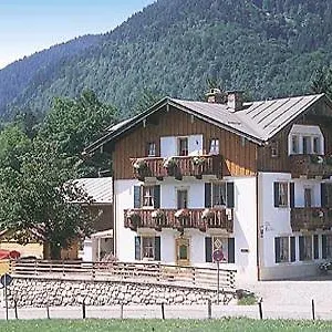 https://pension-villa-lockstein.com-bavaria.com