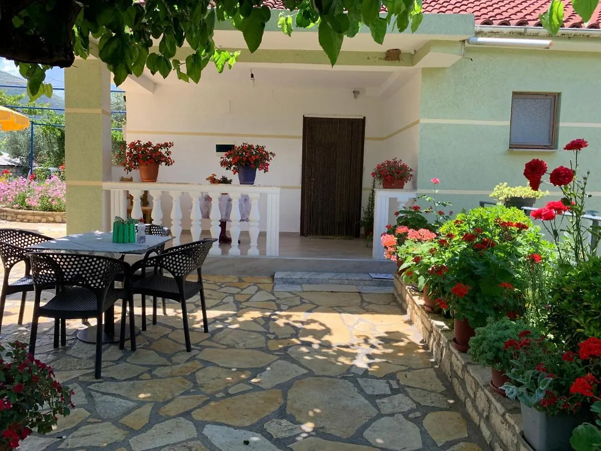 Vjosa Guest House Memaliaj Albanie